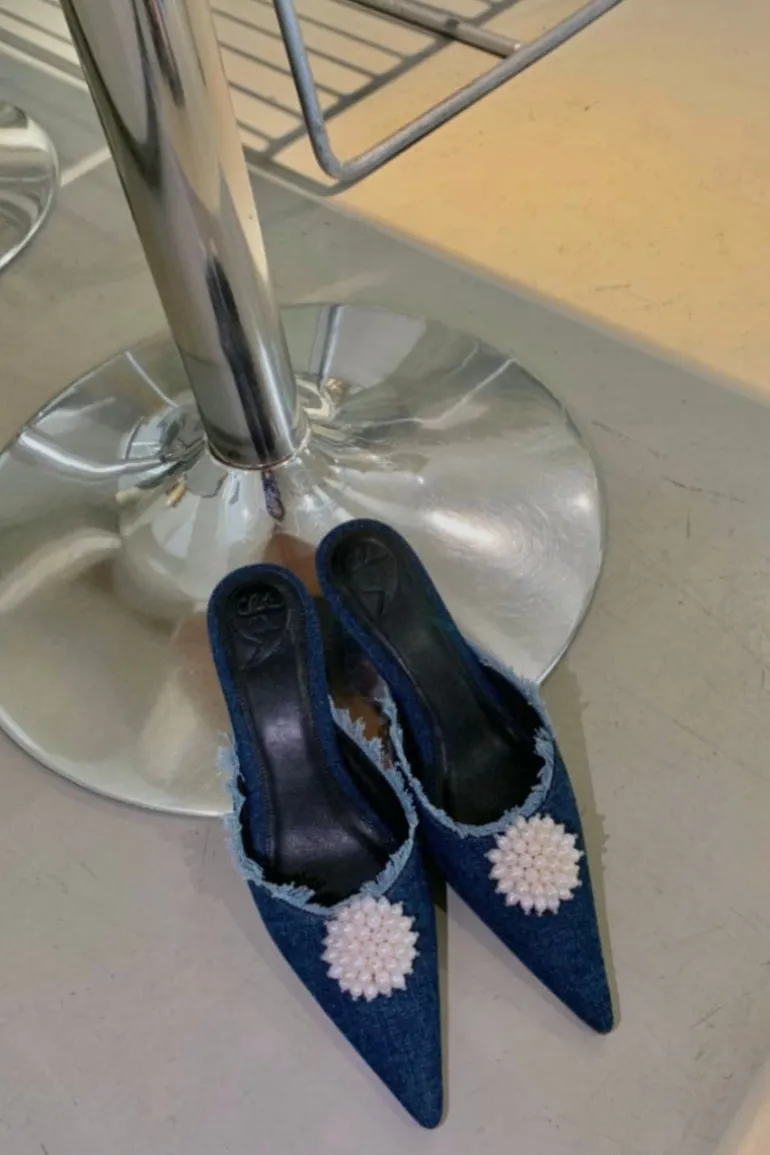 Heels<CULT MIA NALA KITTEN HEELS Denim