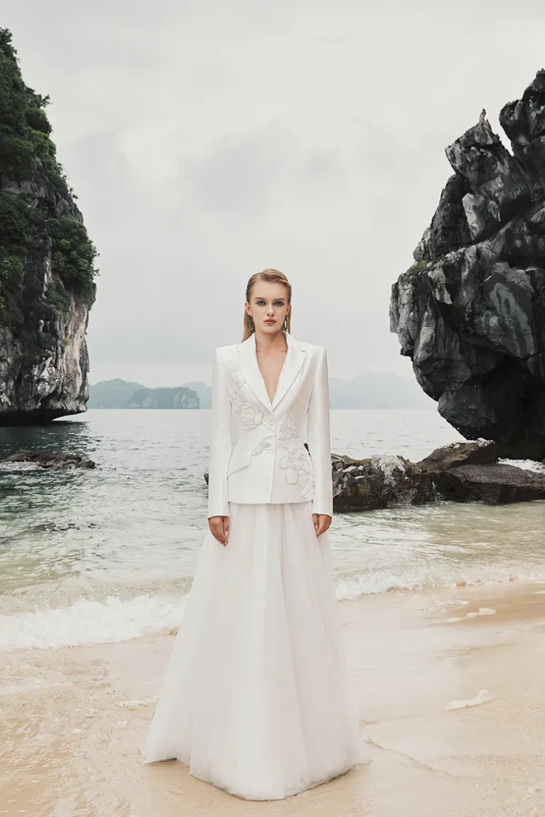 Dresses | Gowns<CULT MIA NOTCHED LAPEL FLORAL EMBELLISHED BLAZER AND A-LINE SKIRT White