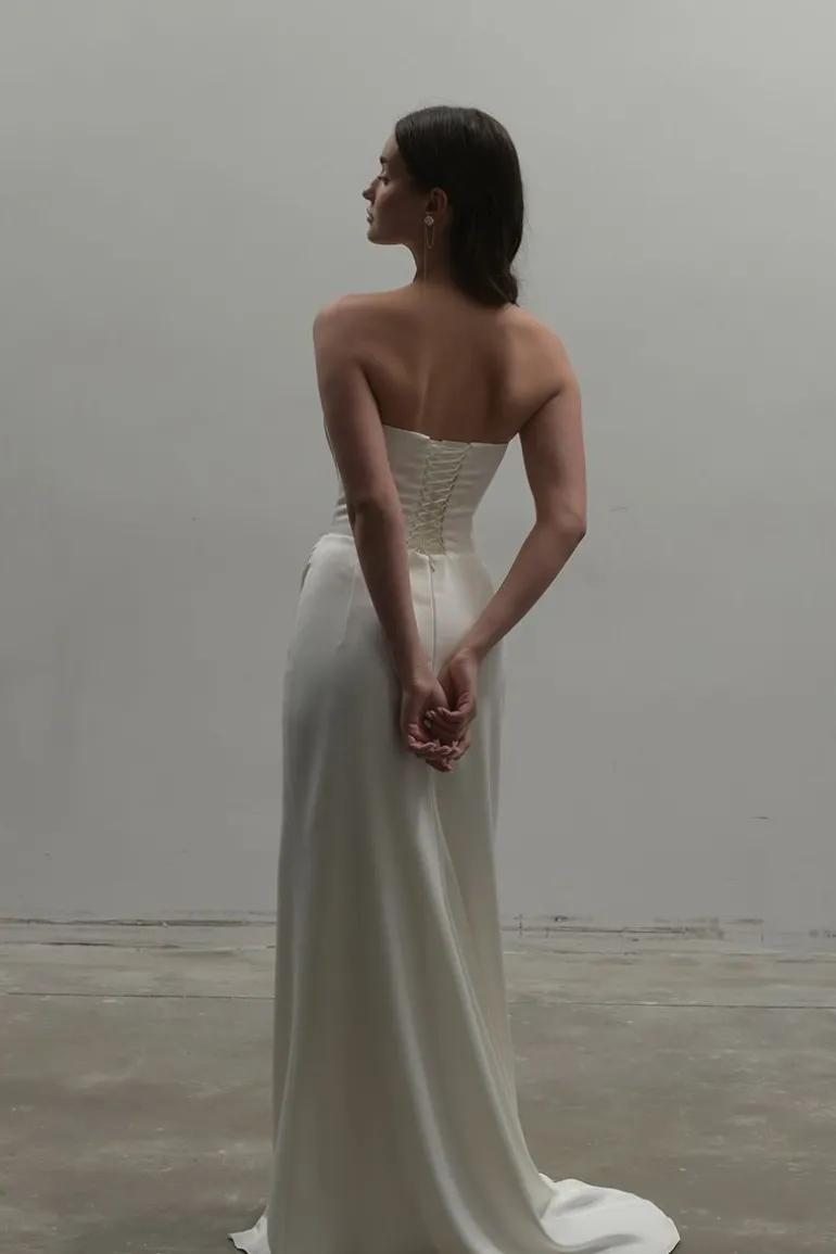Dresses | Gowns<CULT MIA OFF-WHITE MINIMALISTIC DRAPED CORSET GOWN Off White