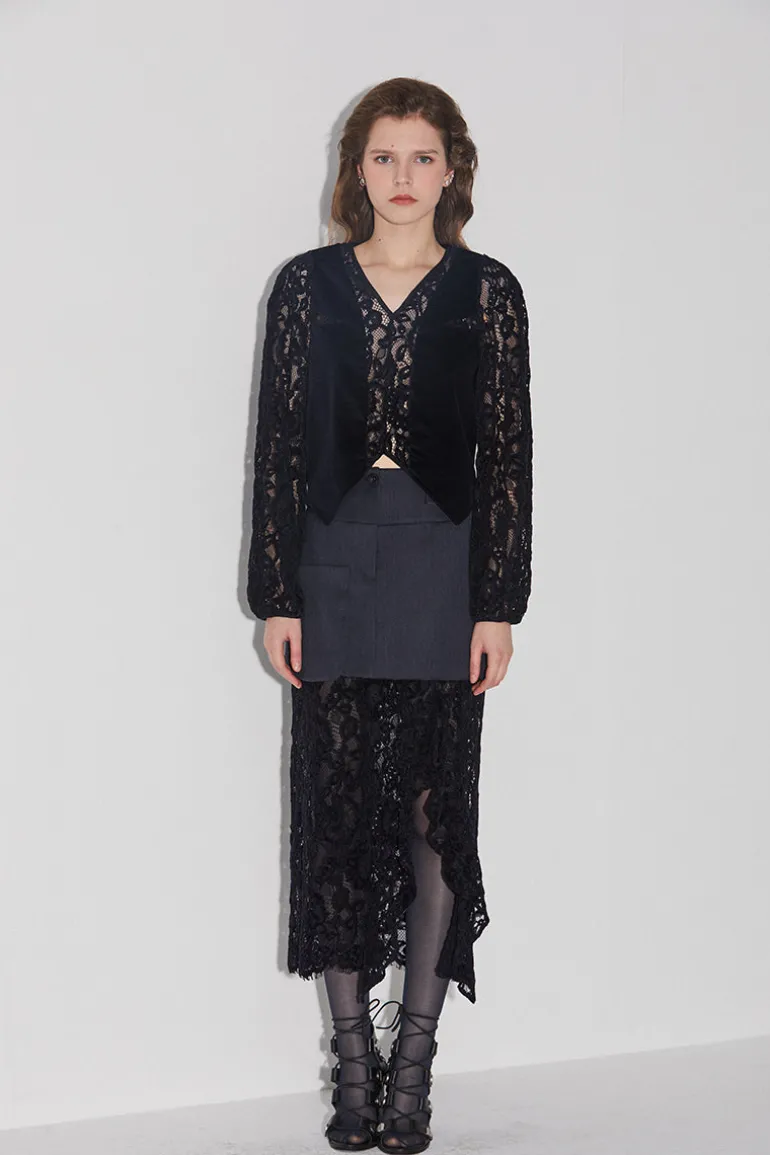 Tops<CULT MIA ÉOLIA LACE-TRIMMED V-NECK BLOUSE Night Blue