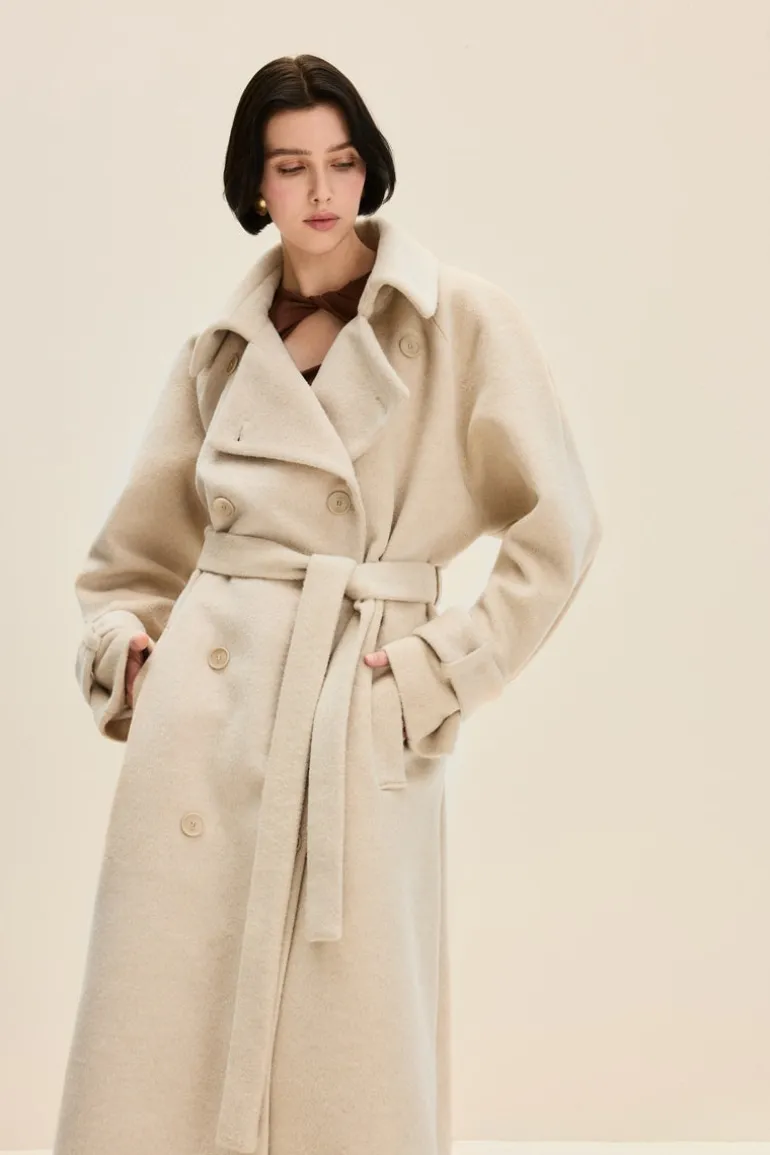 Coats<CULT MIA OVERSIZED COAT IN Champagne Beige