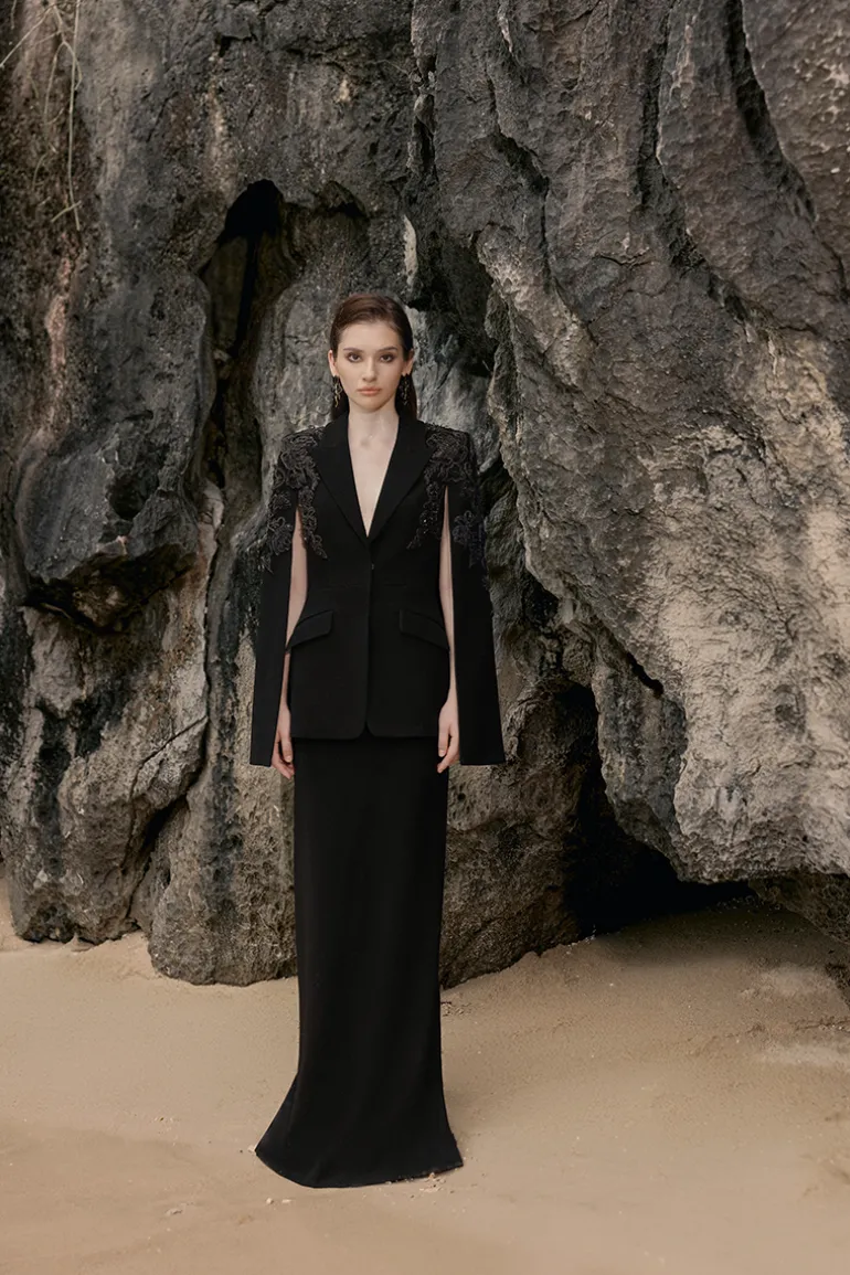 Outfit Sets<CULT MIA PEARL TAFFETA SET IN Black