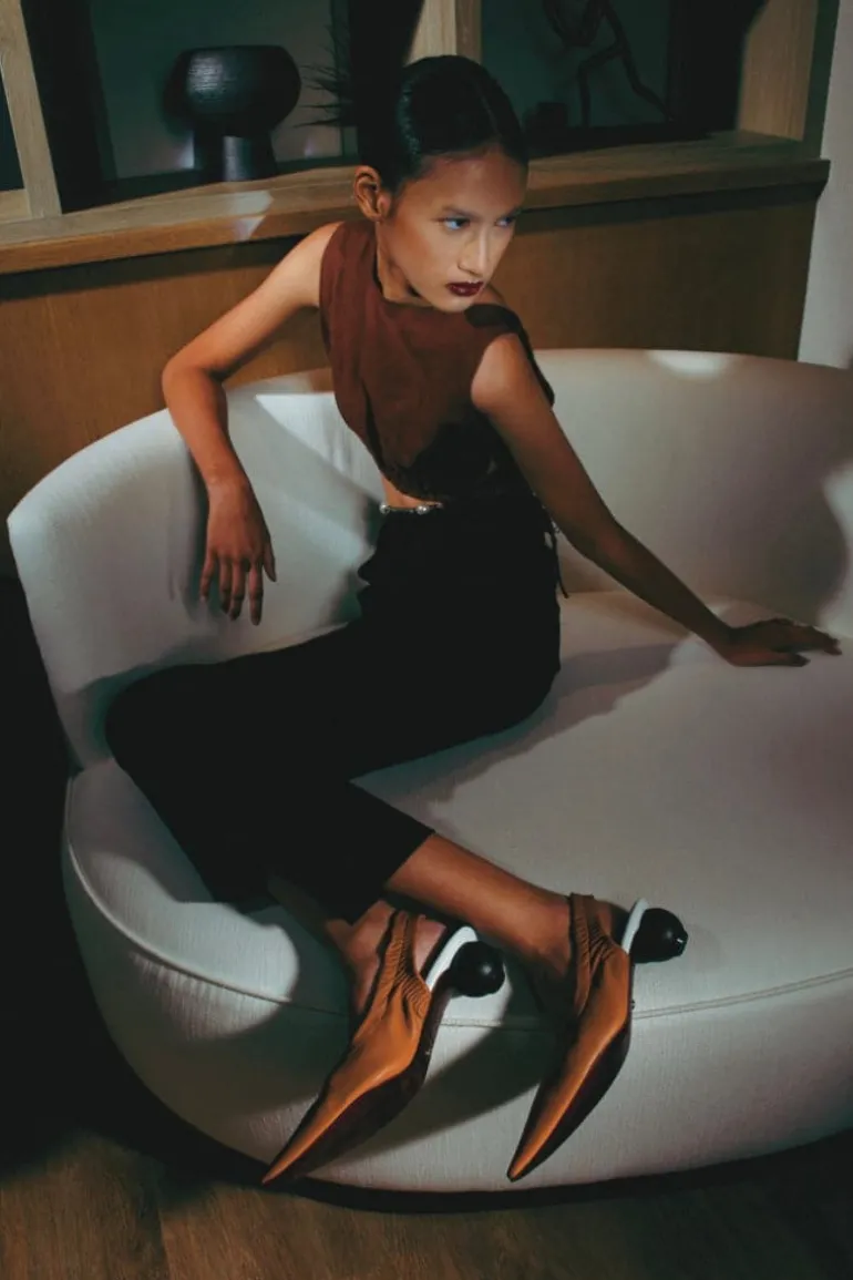 Heels<CULT MIA PHOEBE SLING-BACK HEELS Caramel