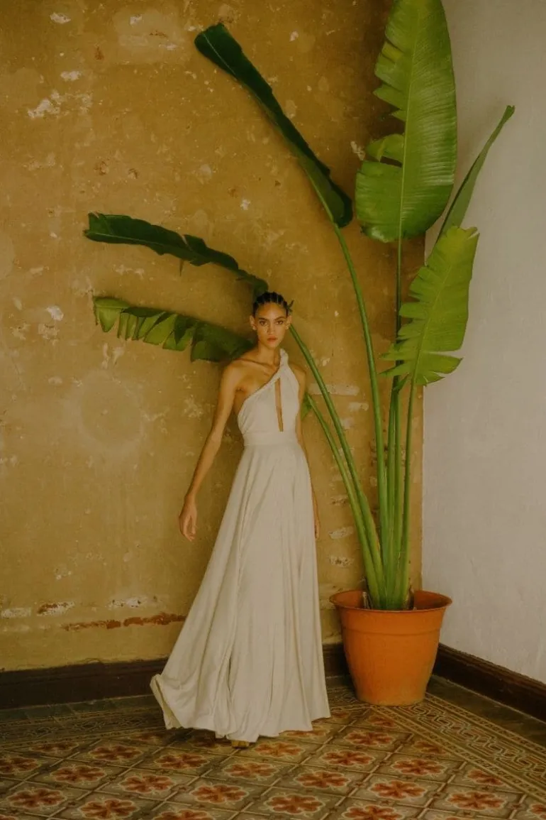 Jumpsuits<CULT MIA QUISQUEYA II ONE-SHOULDER JUMPSUIT Nude
