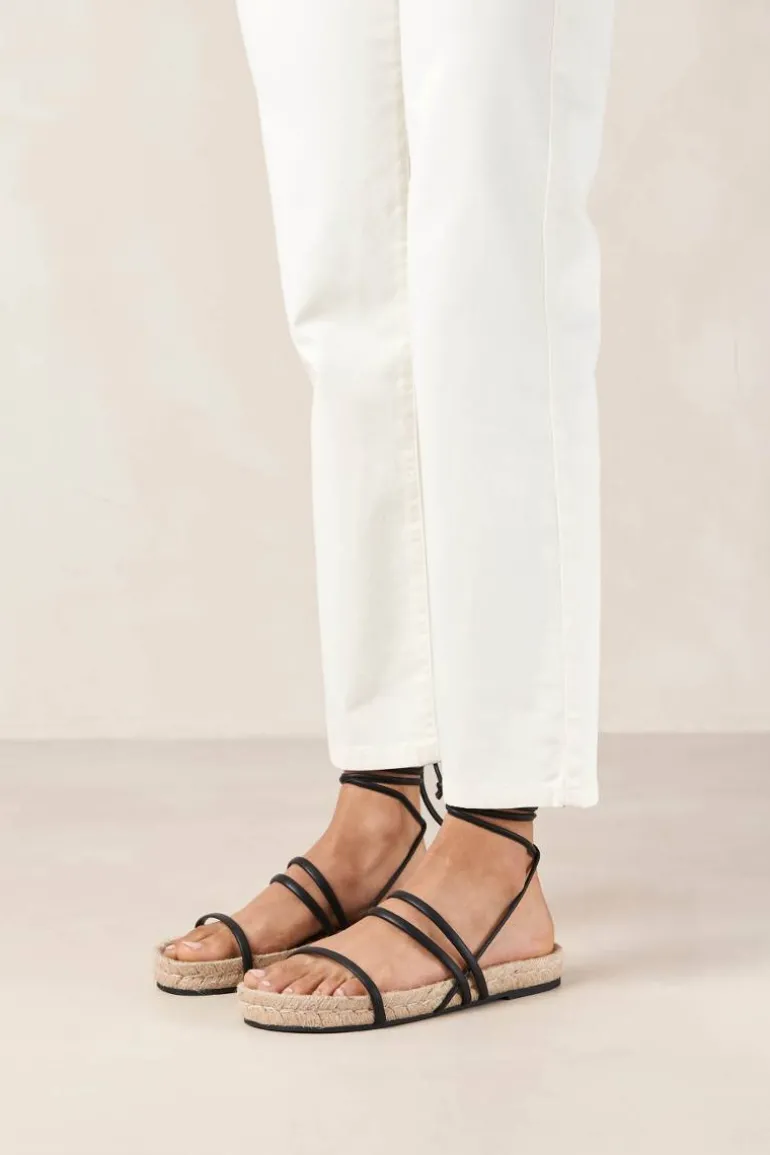 Sandals<CULT MIA RAYNA BLACK LEATHER SANDALS