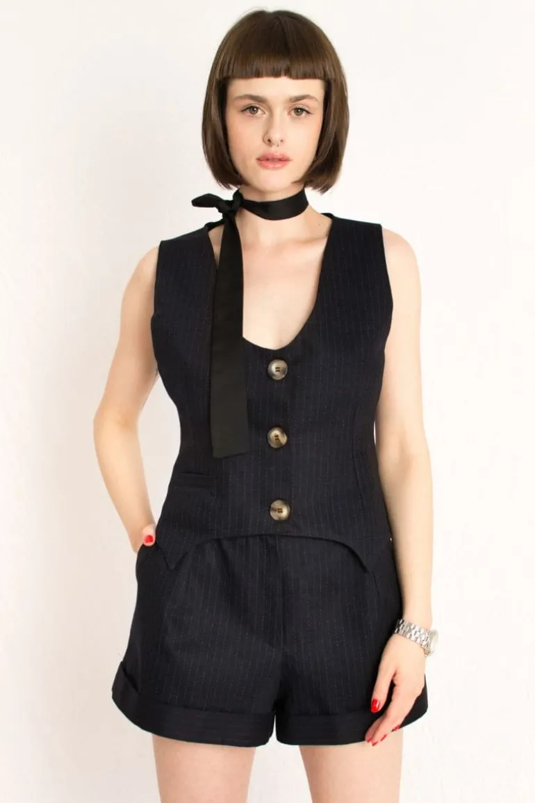 Tops<CULT MIA REESE VEST Dark navy blue