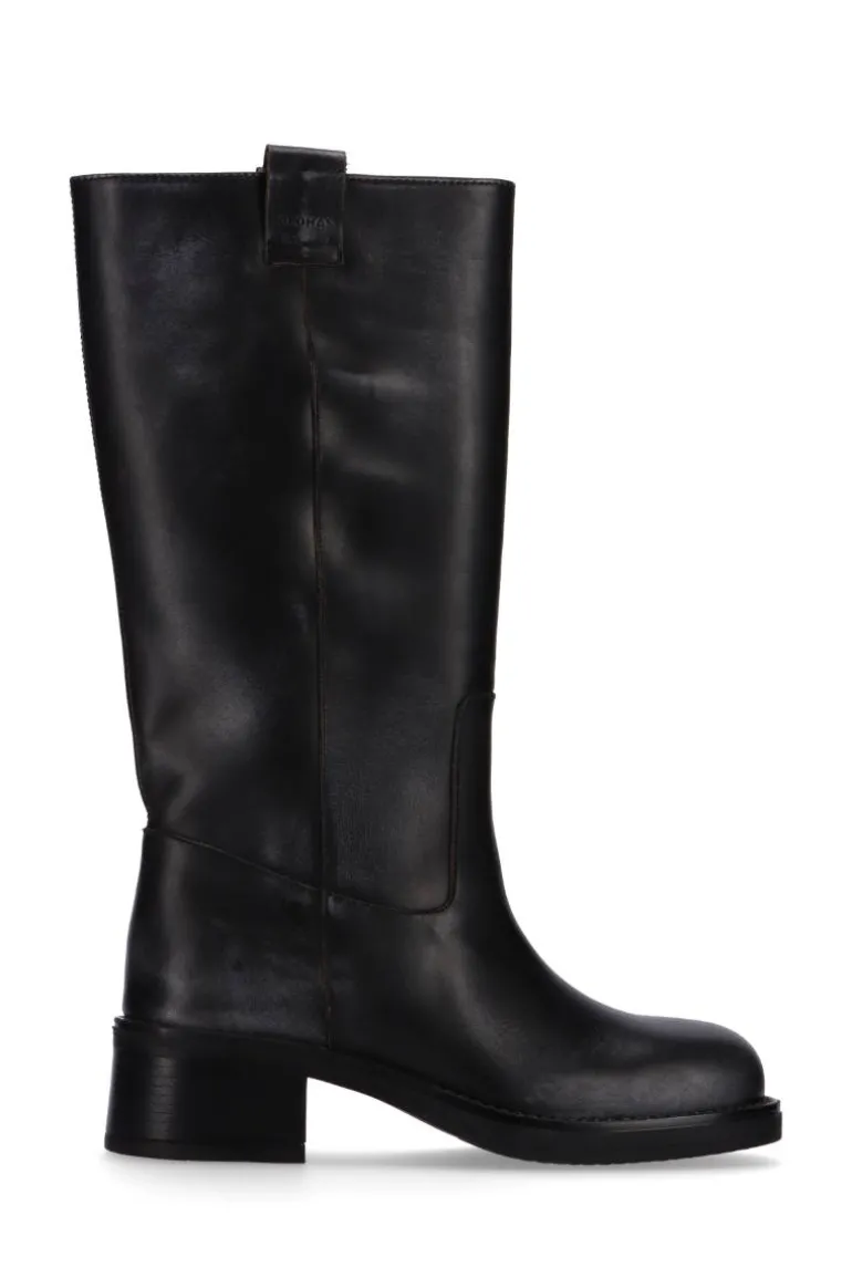Boots<CULT MIA SAJAN LEATHER BOOTS IN BLACK