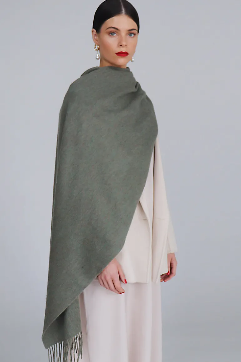 Scarves<CULT MIA SERENE LAMBSWOOL SHAWL IN Celadon