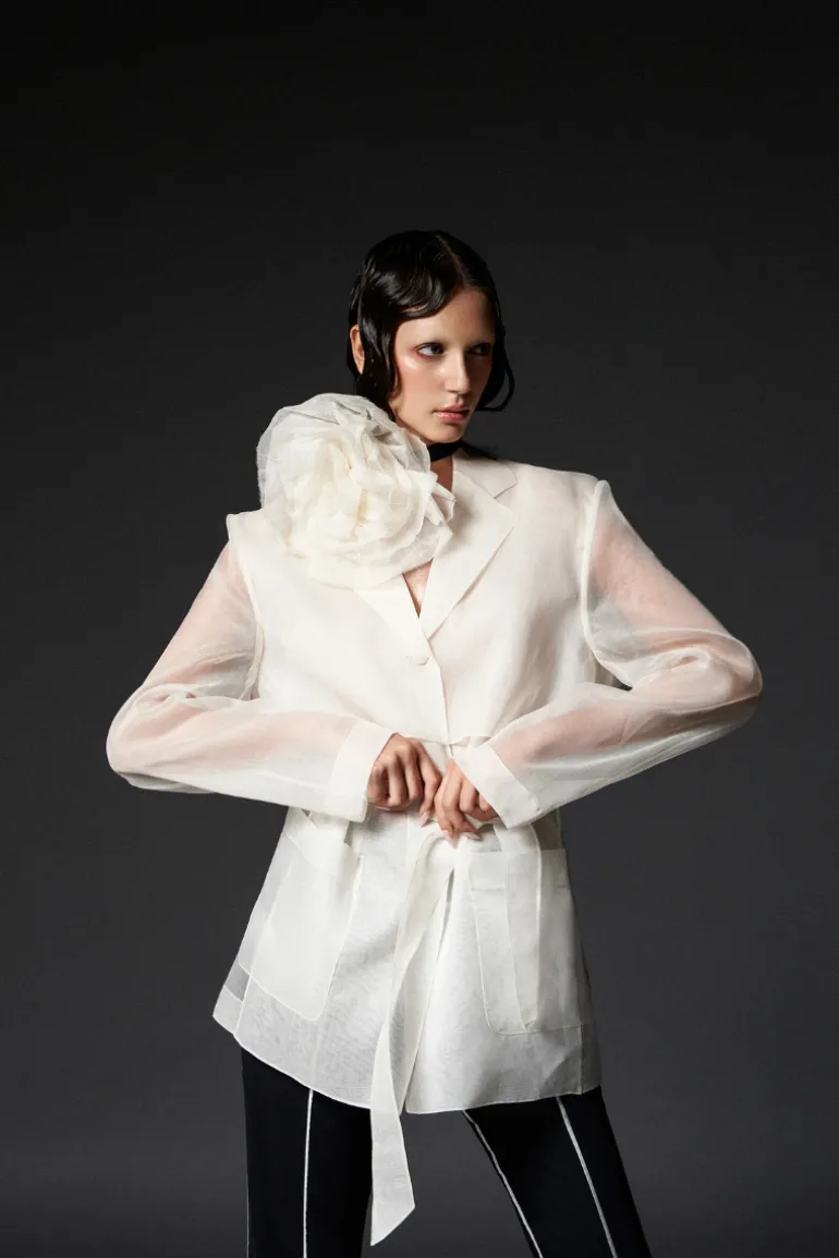 Blazers<CULT MIA SINGLE BREASTED ORGANZA BLAZER White