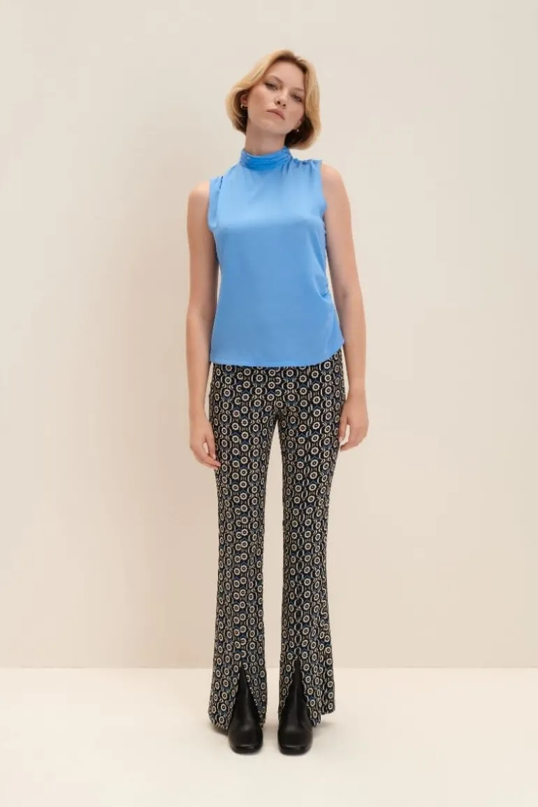 Tops<CULT MIA SKY SLEEVELESS SILK TOP Blue