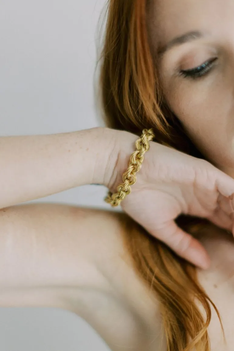 Bracelets<CULT MIA SUMBA CIRCULAR BRACELET Gold