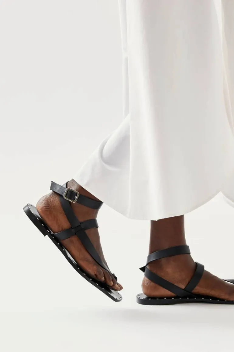 Sandals<CULT MIA TALLULA BLACK LEATHER SANDALS