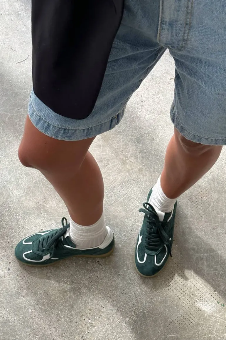 Flats<CULT MIA TB.490 SNEAKERS IN FOREST GREEN