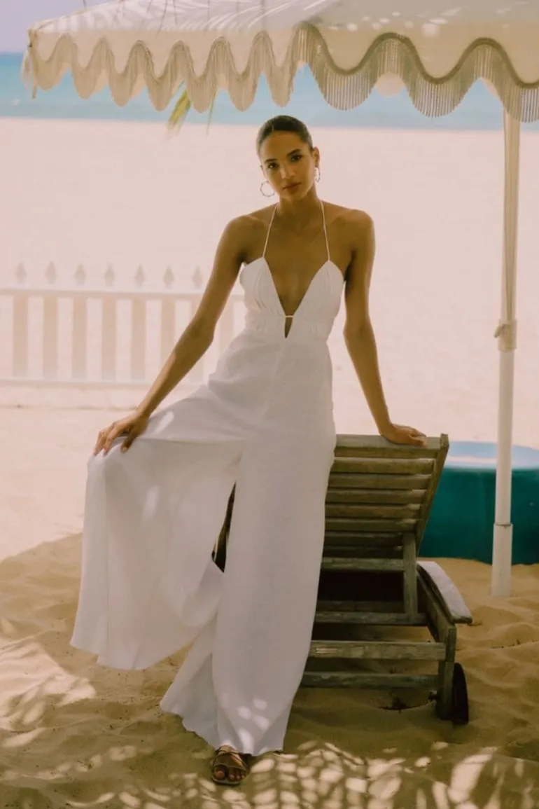 Jumpsuits<CULT MIA TURQUESA PLUNGE NECK JUMPSUIT White