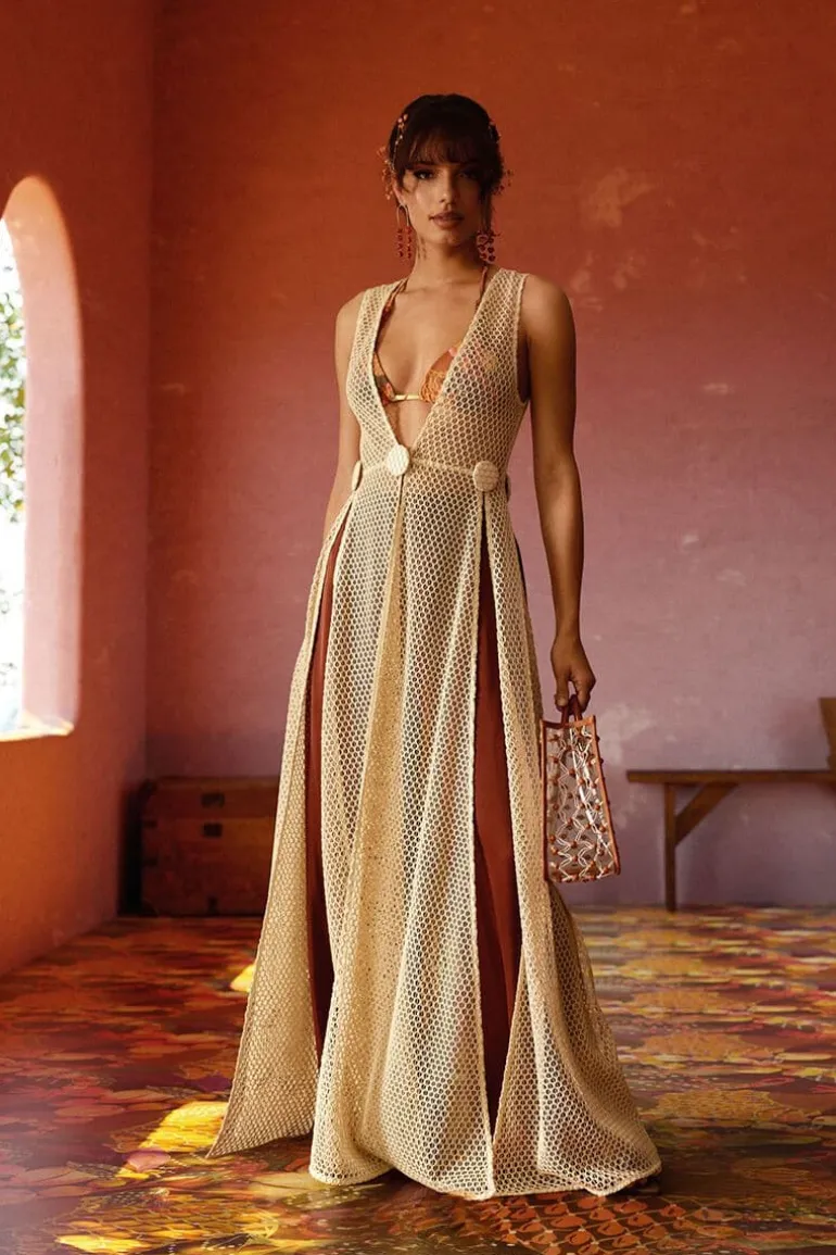 Dresses<CULT MIA UYI BUTTER CROCHET MAXI DRESS