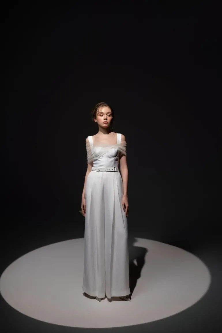 Jumpsuits<CULT MIA MONICA TAFFETA CHEST CUP JUMPSUIT White