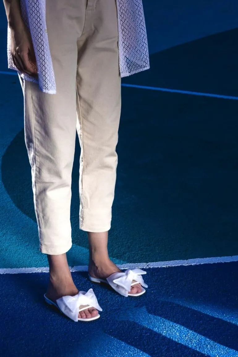 Flats<CULT MIA BOW SLIDERS White Patent