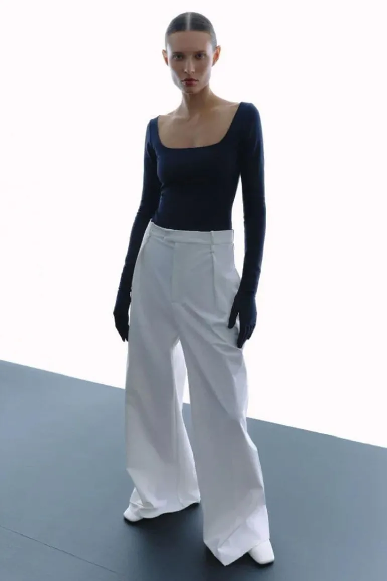 Pants<CULT MIA STRAIGHT LEG PANTS White