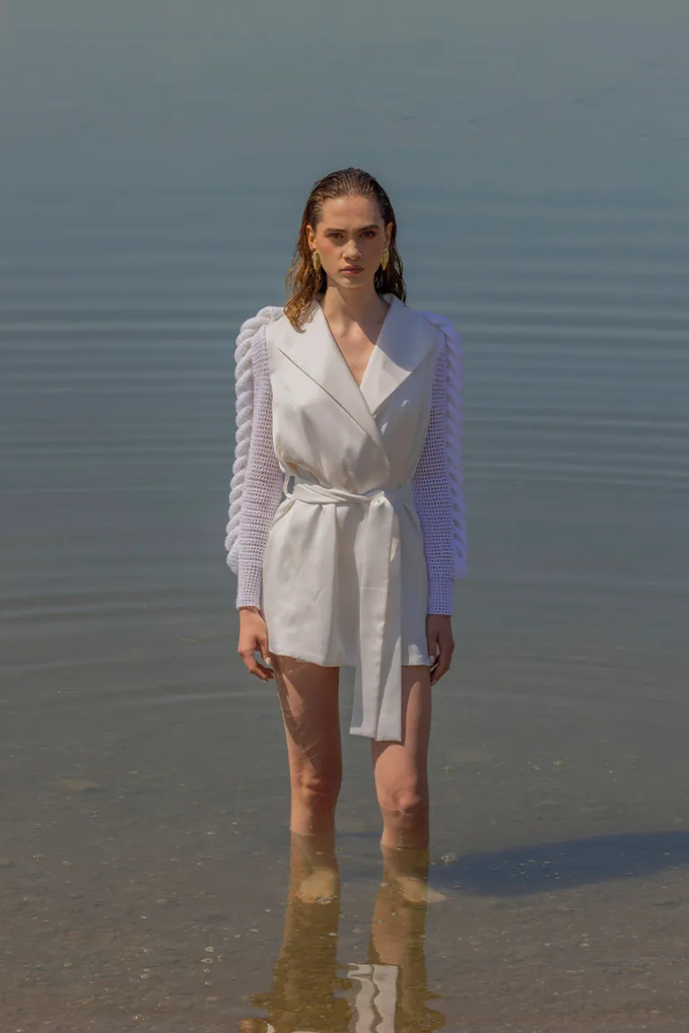 Jackets<CULT MIA SUMMER BREEZE KNITTED SLEEVES JACKET White