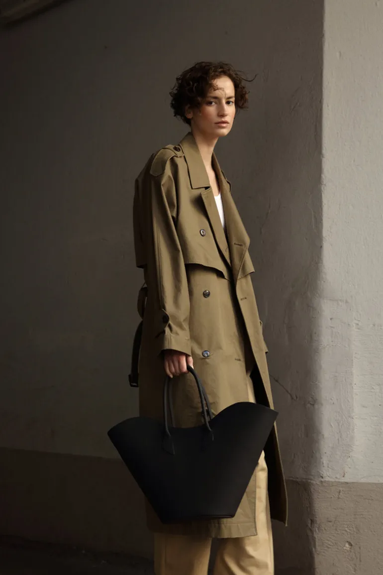 Shoulder Bags<CULT MIA WILLOW HANDBAG Black