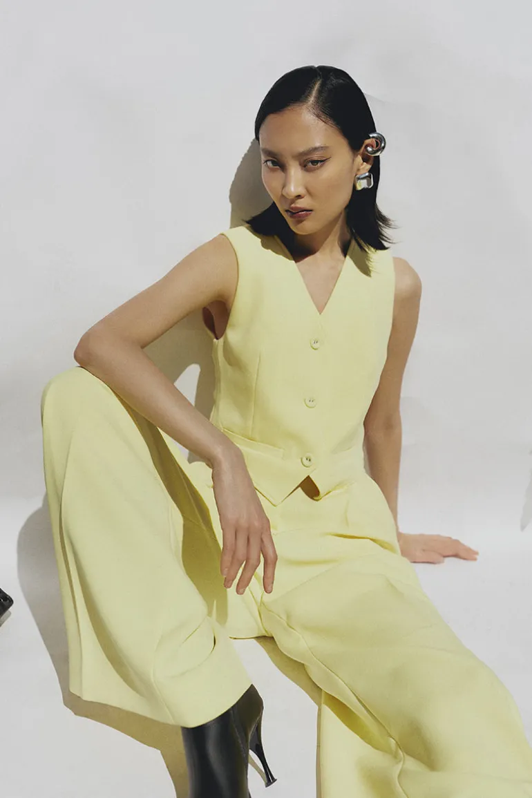 Tops<CULT MIA VEST Yellow