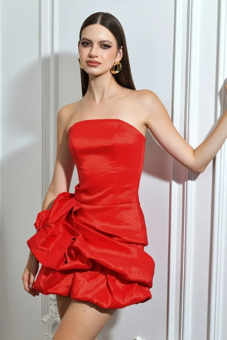 Dresses | Mini Dresses<CULT MIA ZINNIA STRAPLESS ROSETTE MINI DRESS Red